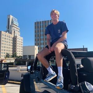 Meet your Posher, Thomas